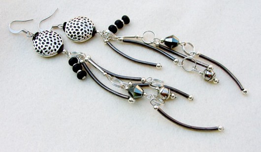 Mixed metals / earrings / dot 2 dot Buy or Die