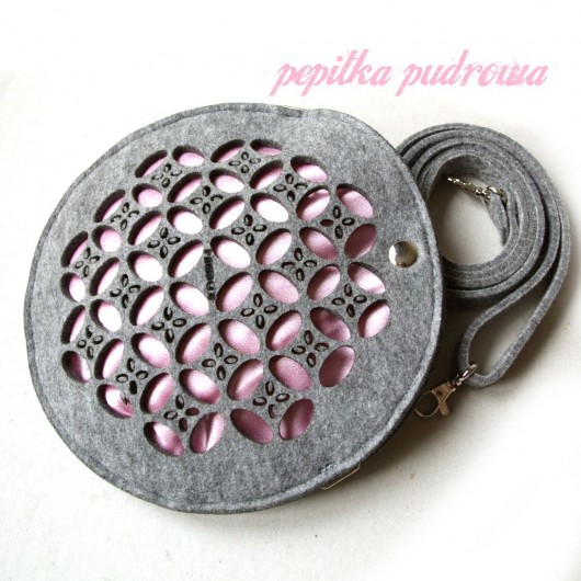 filcowa pepitka z pudrowym 2 PAWDECO