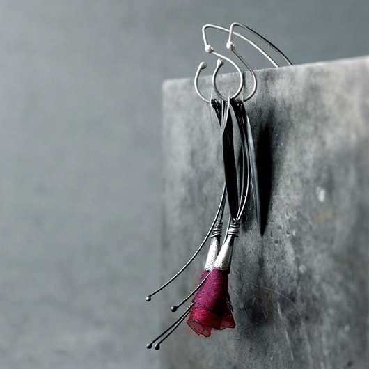 kolczyki wire wrapping Srebrne kolczyki listki burgund
