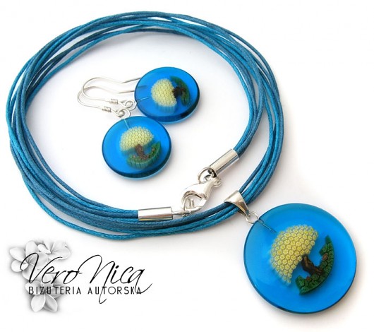 Little blue world VeroNica