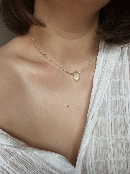 naszyjniki - inne Naszyjnik Kryształ Górski z Grotem