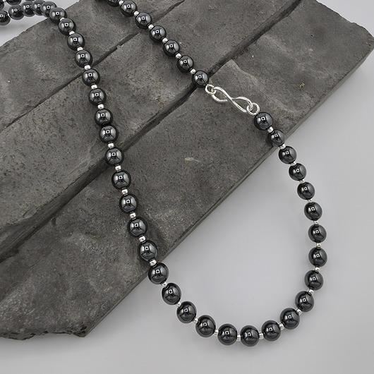 srebrne naszyjniki Srebrny naszyjnik z hematytem Nieskończoność