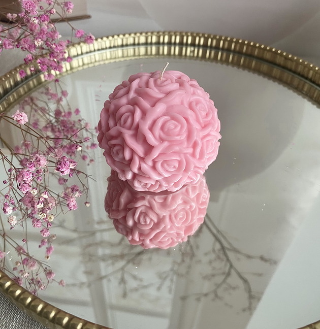 świeczniki i świece Świeca sojowa dekoracyjna "Rose Garden" 84x70mm różowa