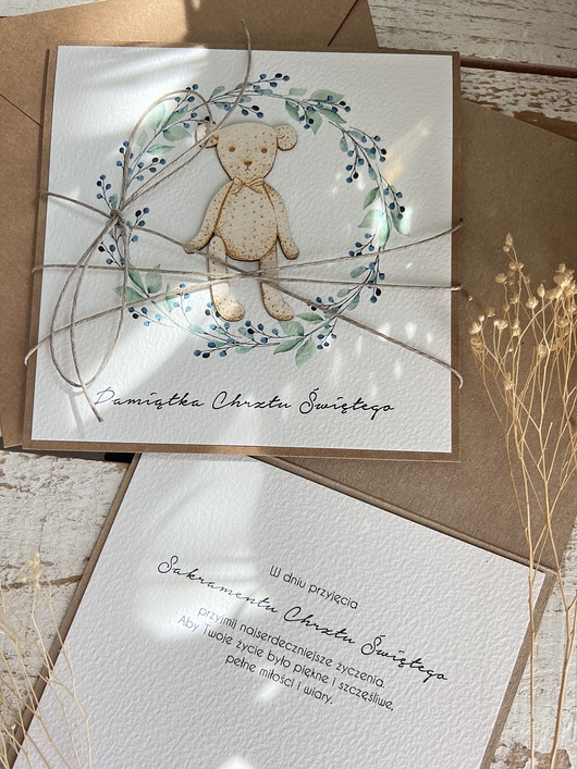kartki, zaproszenia na chrzest Wyjątkowa ręcznie robiona kartka na chrzest od matki chrzestnej, ojca, dziadk