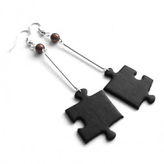 puzzle III felt label