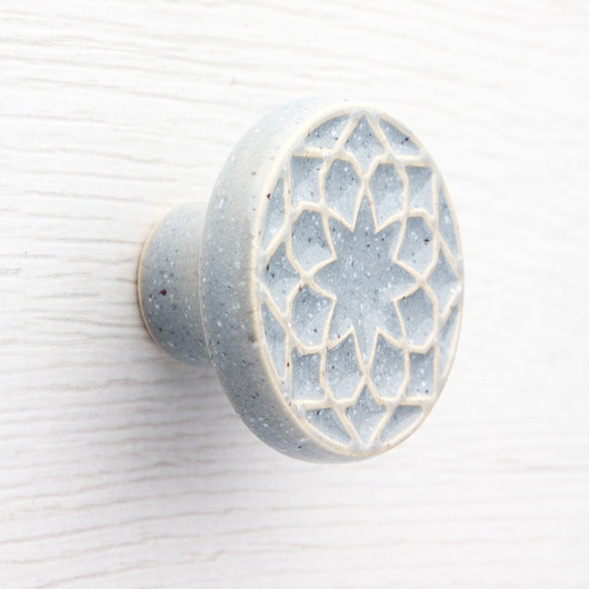 gałki do mebli Gałka do mebli szary nakrapiany wz.1