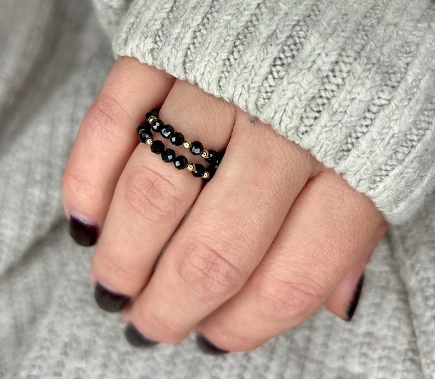 pierścionki elastyczne Pierścionek Moc czarnego turmalinu