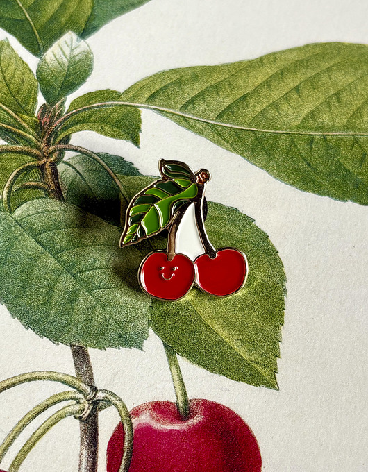 przypinki Pin Happy Cherry- Wiśnia- Czereśnia- Piny