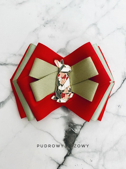 broszki Brosza  Wielkanocna z Zajączkiem WIOSNA