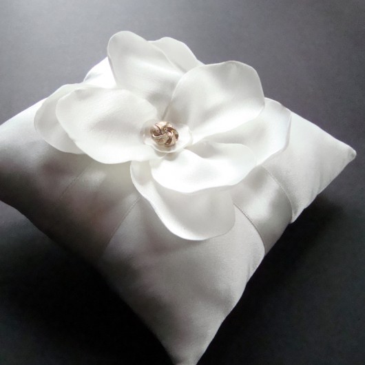 finezja _poduszeczka na  obrączki SundayRose