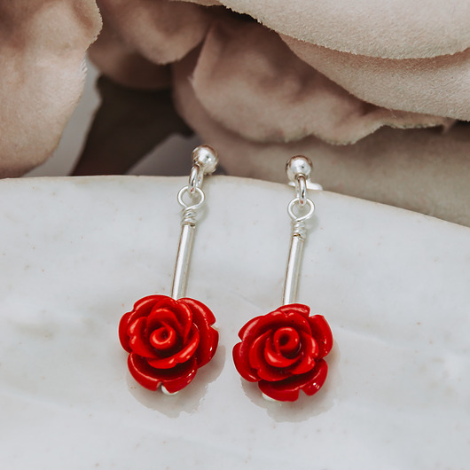 kolczyki srebrne Kolczyki z koralem, kolczyki z czerwoną różyczką, srebro 925