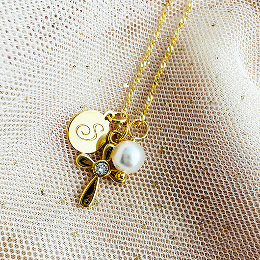 komunia - pozostałe Naszyjnik krzyżyk inicjał, prezent komunia