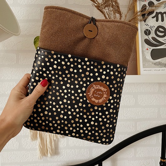 pokrowce i etui - różne Etui na tablet, książkę, ipada, kindle NOMAD KROPKI