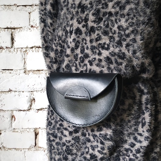 BELTBAG czarna półkole PAWDECO