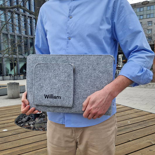 etui na laptopa Etui na laptopa z kieszonką PERSONALIZOWANE czarny zamek