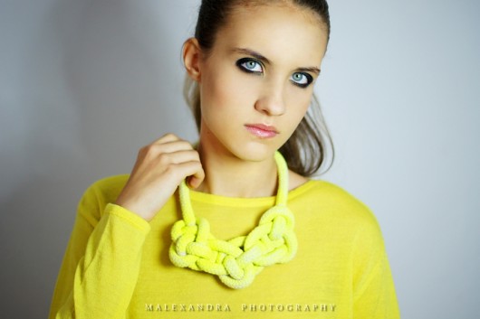 Neon power! Monika Roth