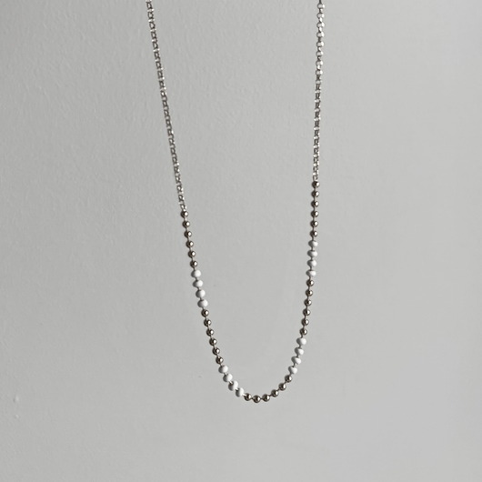 chokery Srebrny naszyjnik choker z kulek BIAŁY