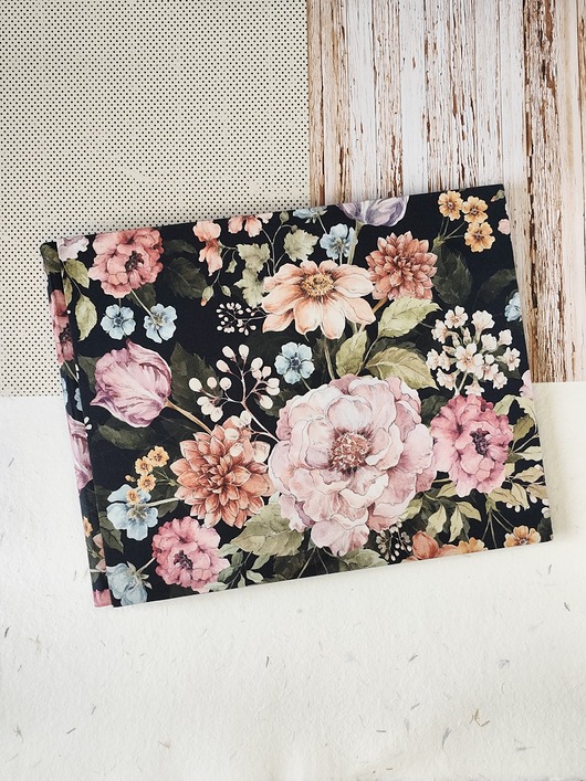 notatniki i albumy Album na zdjęcia Ogród czarne tło