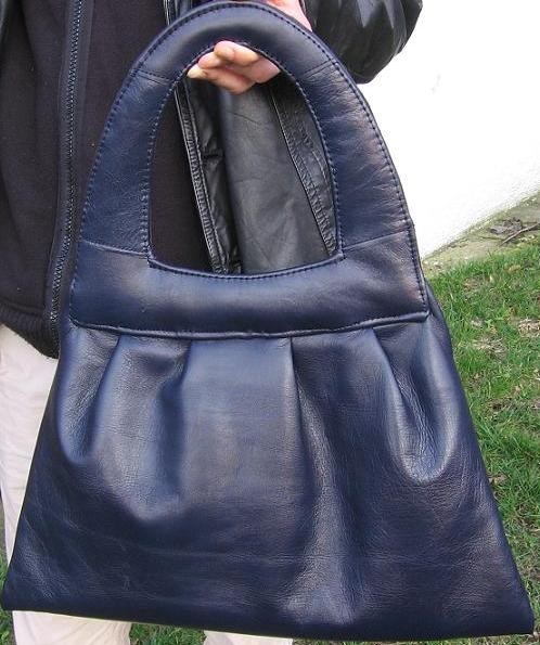 Big Dark Blue Magdalena24