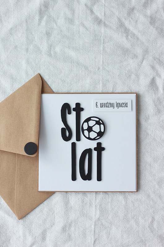 kartki scrapbooking Na boisku. Piłka nożna. Kartka urodzinowa z piłką