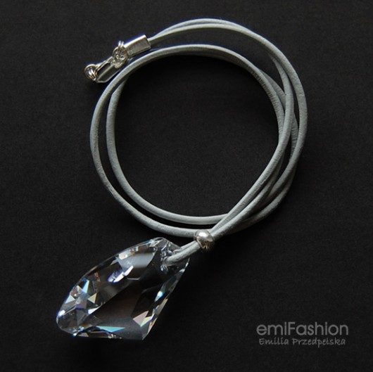 Galactic Vertical Crystal MAREMI Jewelry