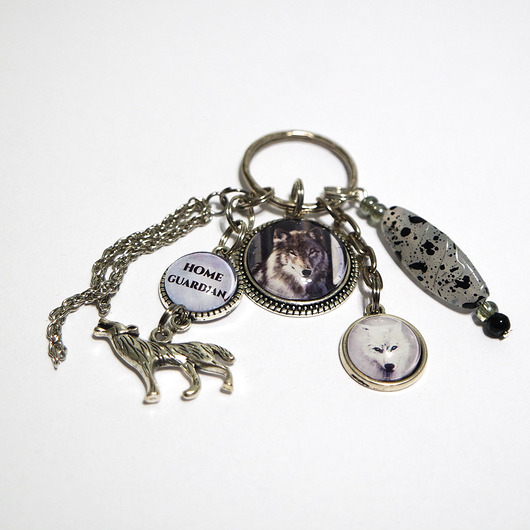 breloki Breloczek - Szary wilk, home guardian