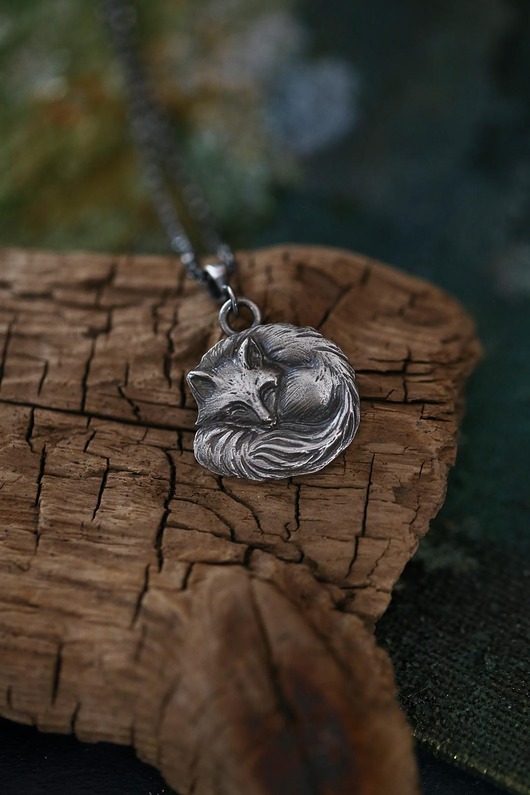 wisiory Wisior z lisem ze srebra próby 925