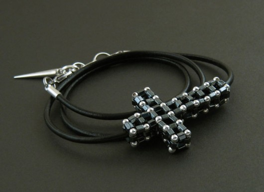 crosshematite maghia