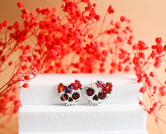 kolczyki - inne Sztyfty cukrowe czaszki