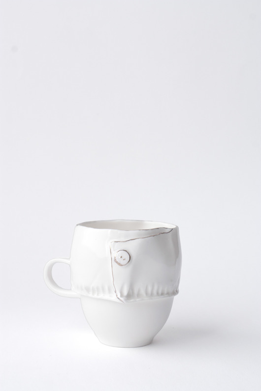 Porcelanowa Filiżanka w Ubranku Pangzi Ceramics