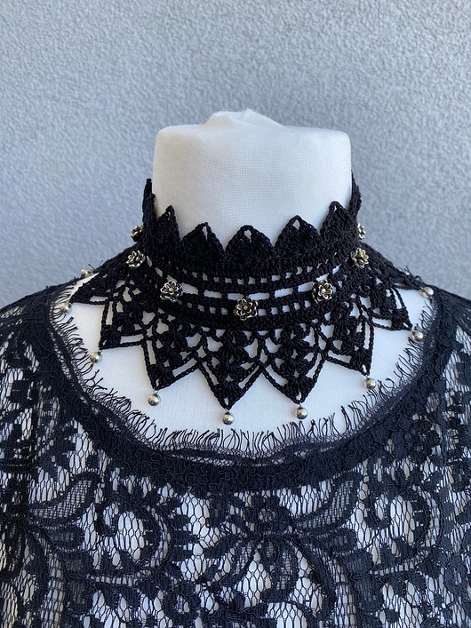 kolie Czarny koronkowy choker