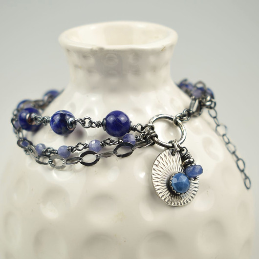 bransoletki z kamieni naturalnych Sodalit z tanzanitem w srebrze - bransoletka