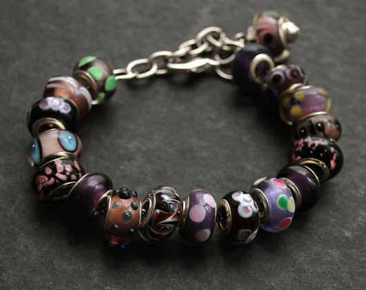 Violet - bransoletka Buy or Die