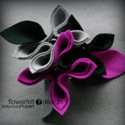 BlackGreyFuchsia  FlowerFelt Design