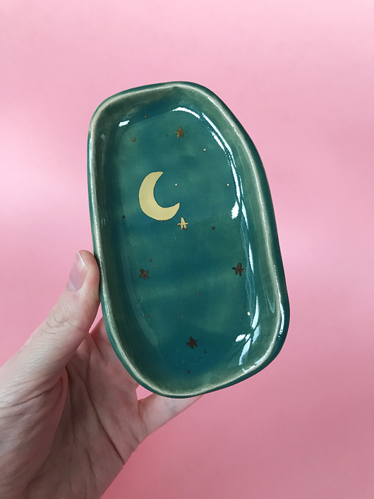 Ceramiczny  talerzyk zielony ELEMTHEBRAND