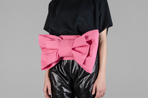 saszetka nerka różowa kokardo-nerka