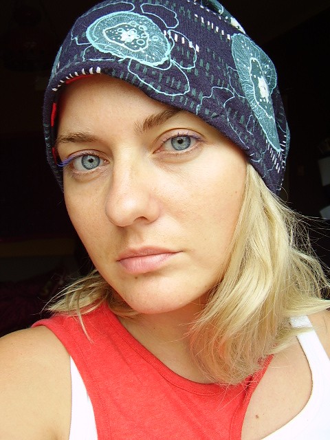 w kwiaty granatowa tajemnicy dochowa ruda klara