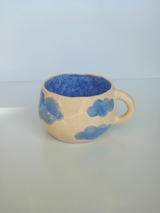 kubki Ceramiczny ręcznie robiony kubek w chmurki
