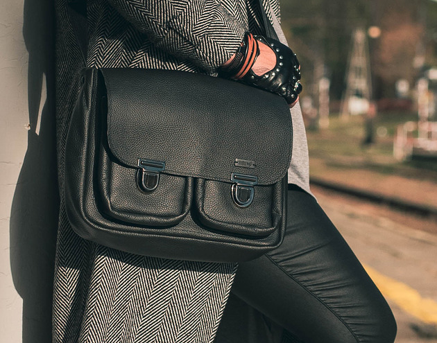 torby na ramię Teczka klasyczna czarno-czarna TORBA skórzana A4