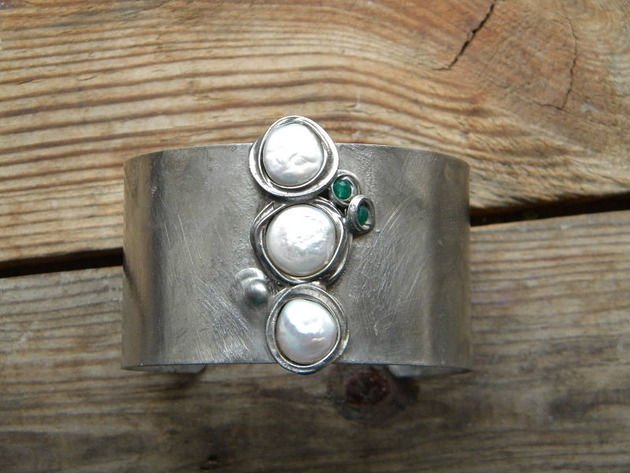 bransoletki wire wrapping Zielony akcent    - BRANSOLETA MANKIET - CUFF