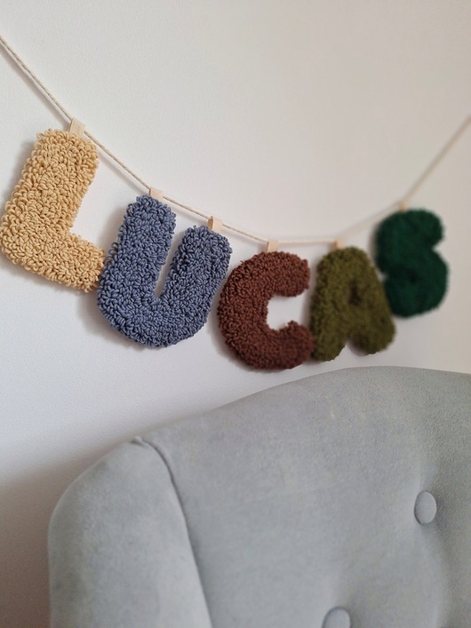 karuzele i girlandy do łóżeczka Personalizowana girlanda z imieniem do pokoju leśnego