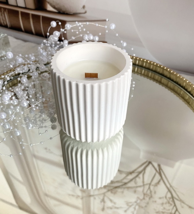 świeczniki i świece Absolute Linen- 135 gram ekologiczna naturalna świeca sojowa