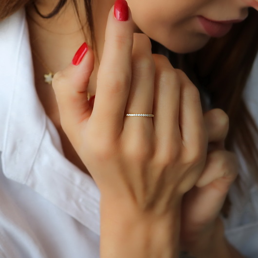 pierścionki złote Złoty pierścionek obrączka ozdobiona cyrkoniami