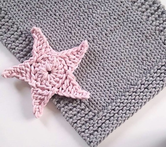 Bieżnik dziergany SIMPLE GRAY  Motilove