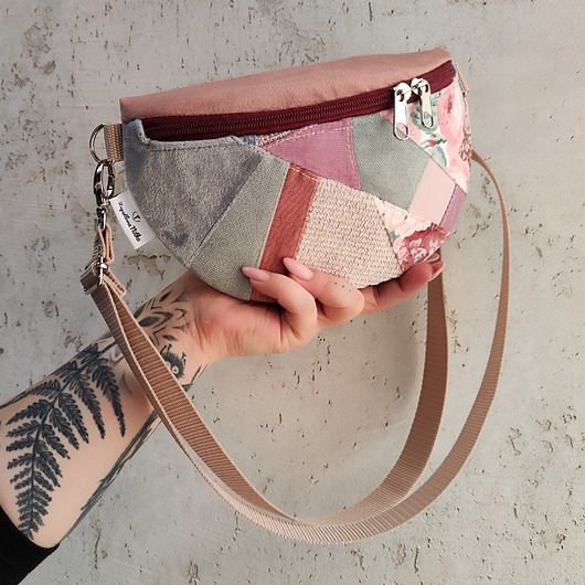 saszetka nerka Nerka półksiężyc unikat miłość