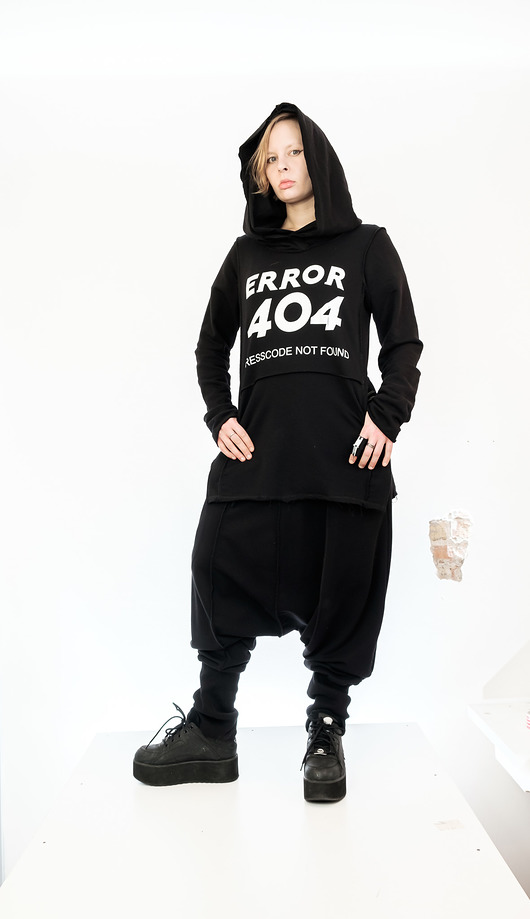bluza z kapturem damska Czarna bluza z kapturem i nadrukiem ERROR 404