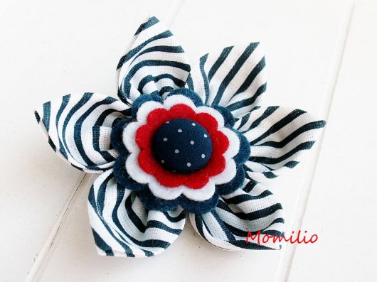 flower brooch Momilio
