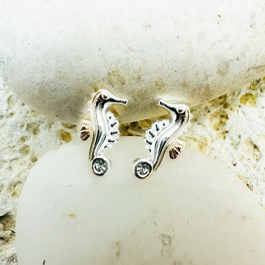 kolczyki srebrne Kolczyki koniki morskie , mini srebrny konik morski, komunia