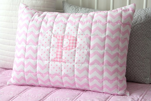 Zestaw: 2 poszewki z literami P i M patchwork house