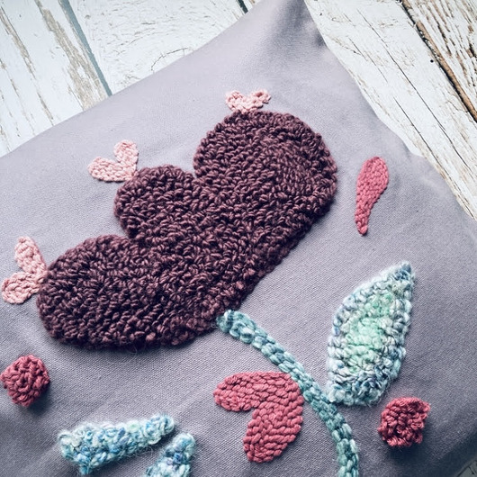 poduszki plecione Poduszka kwiaty punch needle boho natural